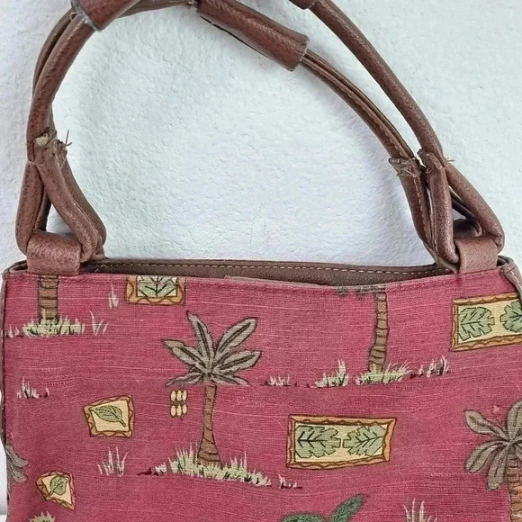 EUC This Gorgeous Relic Bag - Picture 3 of 11